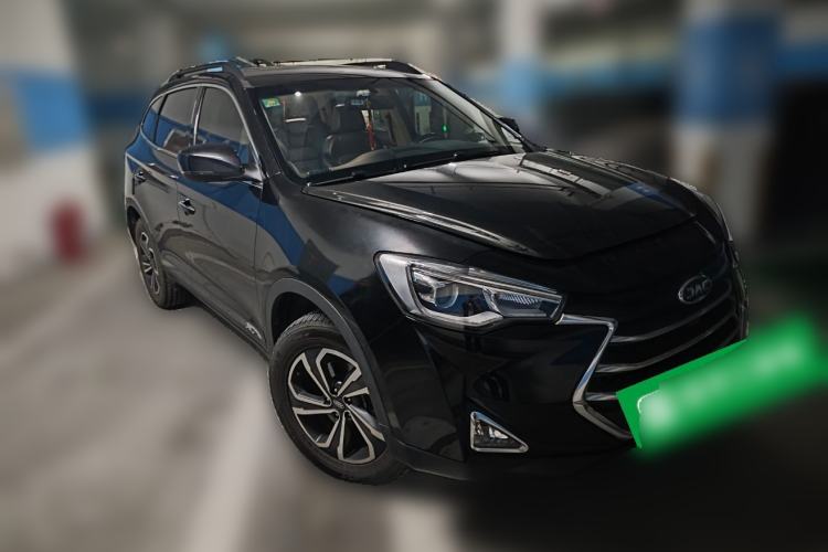 Used JAC Group Refine S7 2017 2.0T Manual Luxury Version Front Right 45 Deg