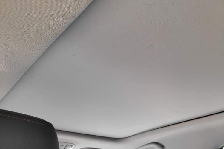 Used JAC Group Refine S7 2017 1.5T Automatic Luxury Smart Model Headliner