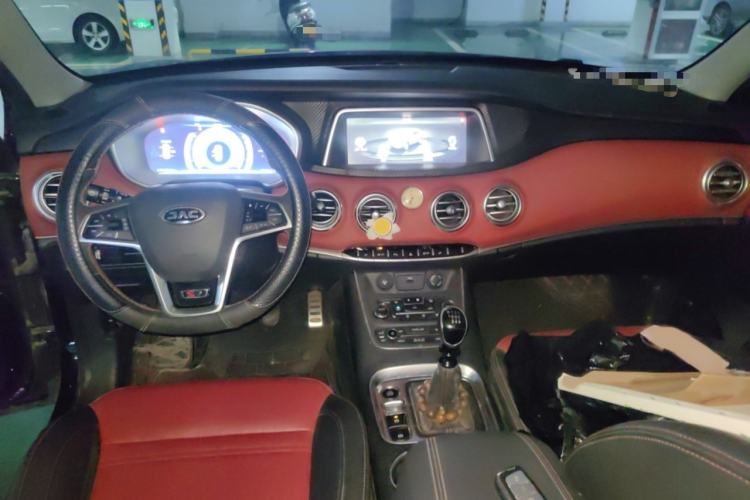 Used JAC Group Refine S7 2017 1.5T Manual Luxury Smart Model Interior 2