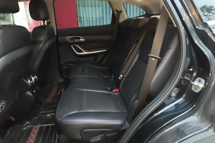 Used JAC Group Refine S7 2017 1.5T Automatic Luxury Smart Model Interior 4