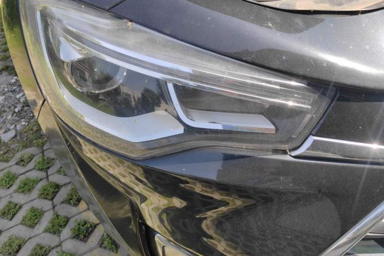 Used JAC Group Refine S7 2017 1.5T Automatic Luxury Smart Model Right Front Headlight