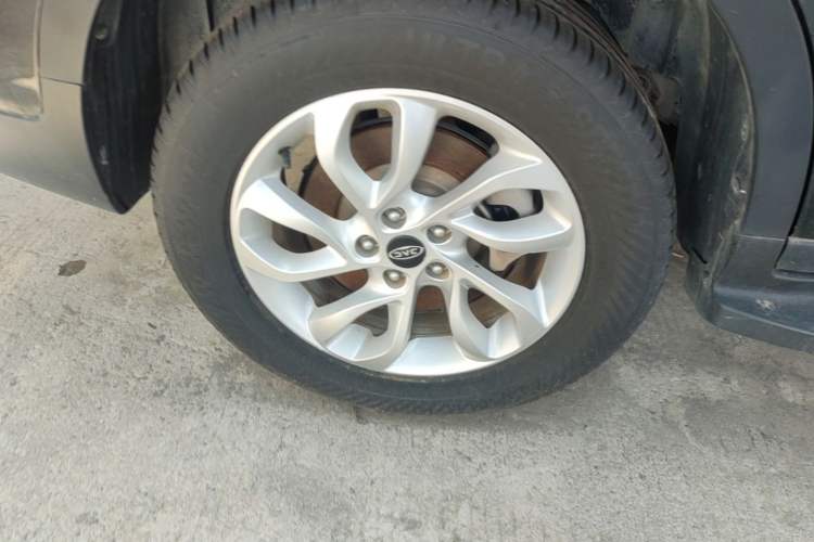 Used JAC Group Refine S7 2017 1.5T Automatic Comfort Model Right Rear Wheel Hub