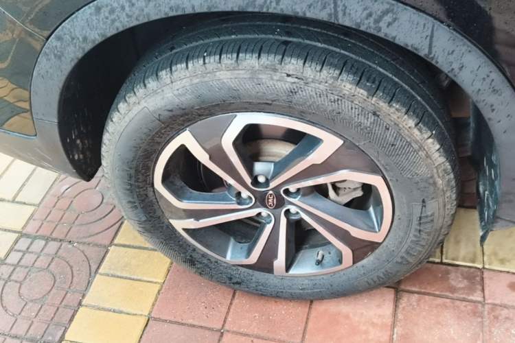 Used JAC Group Refine S7 2017 1.5T Manual Luxury Smart Model Right Rear Wheel Hub
