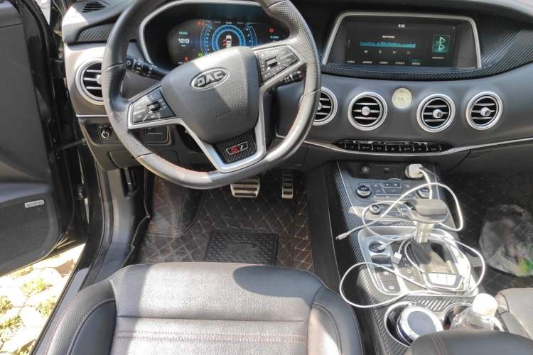 Used JAC Group Refine S7 2017 1.5T Automatic Luxury Smart Model Steering Wheel