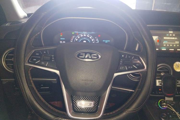 Used JAC Group Refine S7 2017 2.0T Automatic Luxury Smart Version Steering Wheel