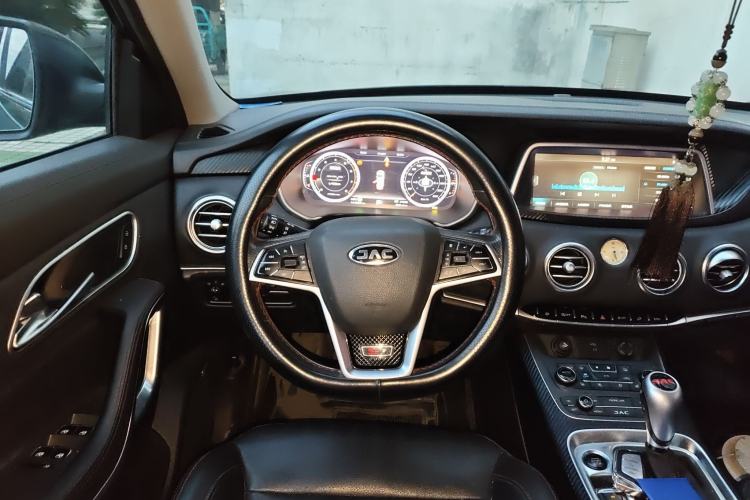 Used JAC Group Refine S7 2017 1.5T Automatic Luxury Smart Model Steering Wheel