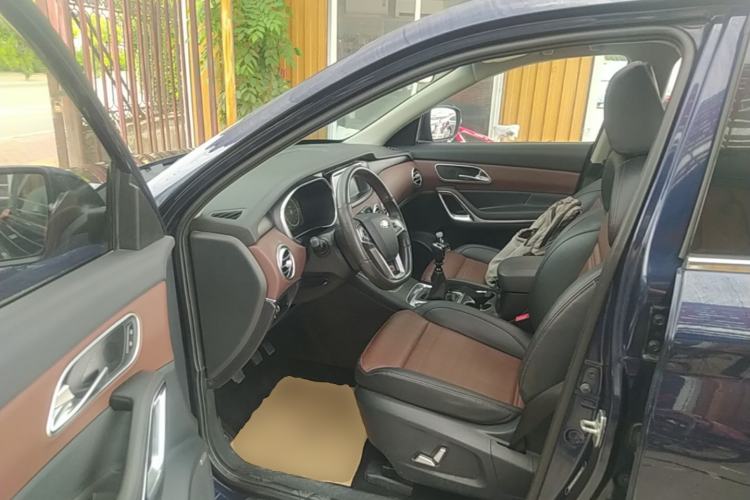 Used JAC Group Refine S7 2017 1.5T Manual Luxury Model Driver Seat