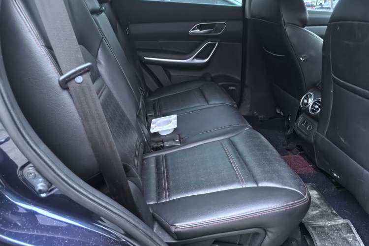 Used JAC Group Refine S7 2017 1.5T Manual Luxury Model Interior 10