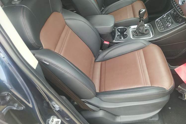 Used JAC Group Refine S7 2017 1.5T Manual Luxury Model Right Front Seat