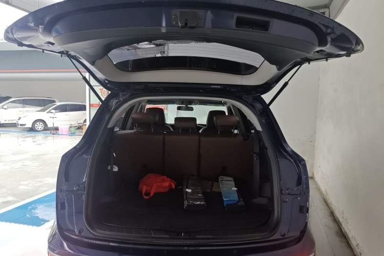Used JAC Group Refine S7 2017 1.5T Manual Comfort Model Trunk