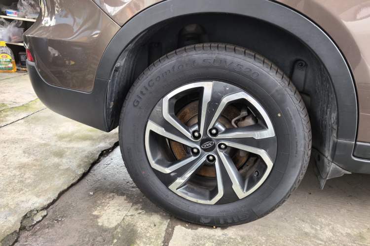 Used JAC Group Refine S7 2017 1.5T Manual Luxury Model Right Rear Wheel Hub
