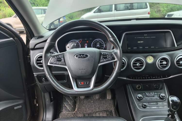 Used JAC Group Refine S7 2017 1.5T Manual Luxury Model Steering Wheel