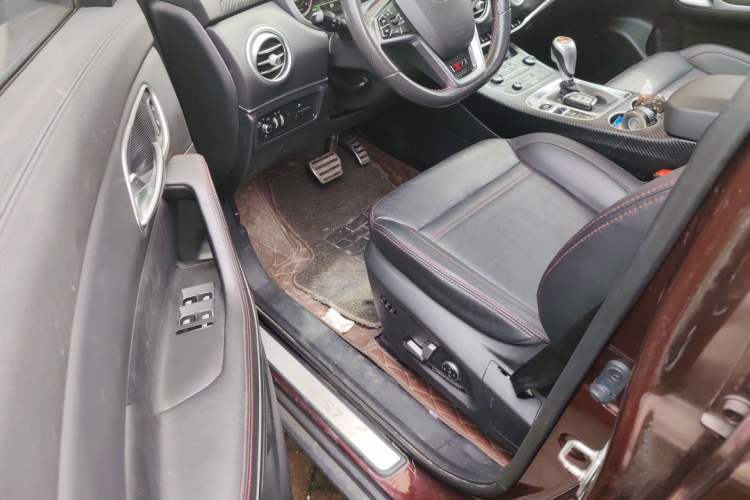 Used JAC Group Refine S7 2017 1.5T Automatic Luxury Smart Model Driver Seat