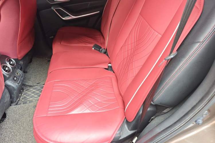 Used JAC Group Refine S7 2017 2.0T Automatic Luxury Model Left Rear Seat