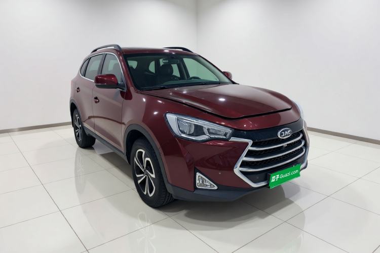 Used JAC Group Refine S7 2017 2.0T Automatic Luxury Model Front Right 45 Deg