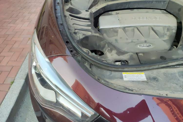 Used JAC Group Refine S7 2017 2.0T Automatic Comfort Version Engine Bay Right