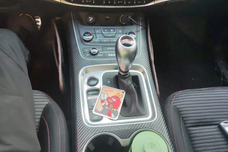 Used JAC Group Refine S7 2017 2.0T Automatic Comfort Version Gear Lever