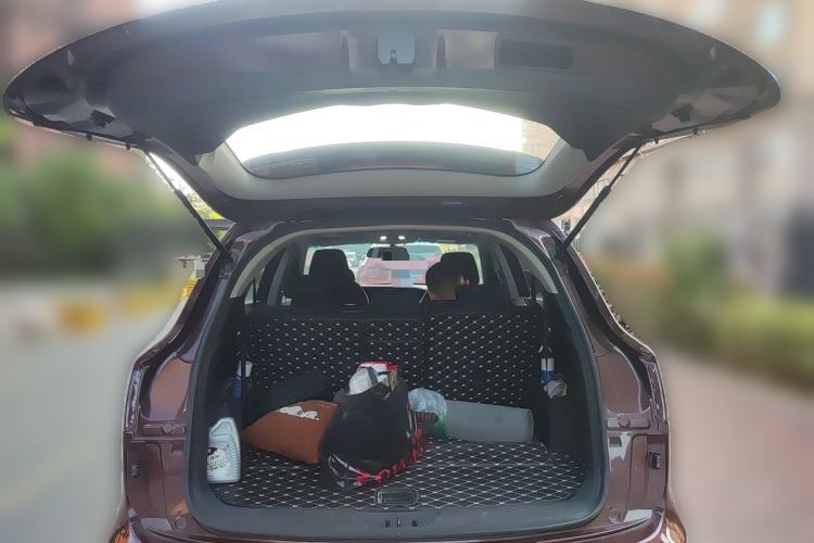 Used JAC Group Refine S7 2017 2.0T Automatic Comfort Version Trunk