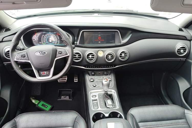Used JAC Group Refine S7 2017 1.5T Automatic Luxury Model Center Console