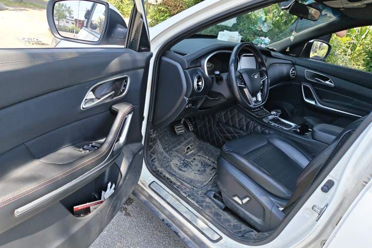 Used JAC Group Refine S7 2017 1.5T Automatic Luxury Model Driver Seat