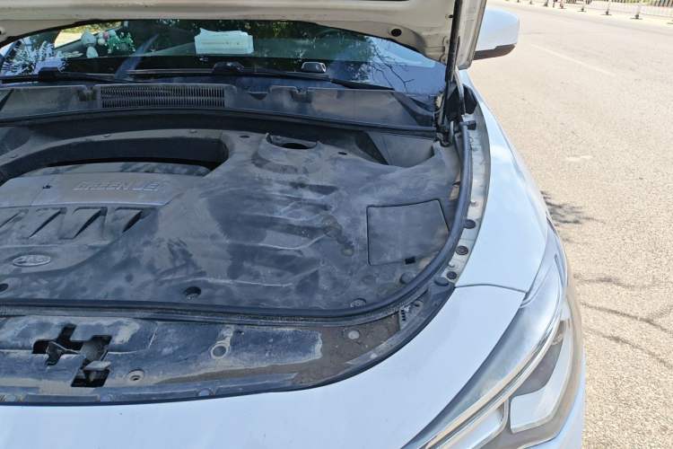 Used JAC Group Refine S7 2017 1.5T Automatic Luxury Model Engine Bay Left