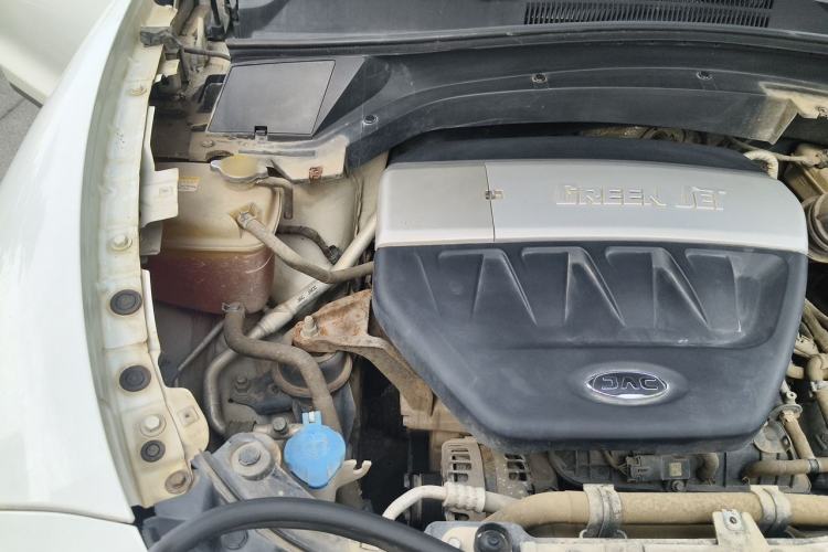 Used JAC Group Refine S7 2017 1.5T Manual Luxury Model Engine Bay Right