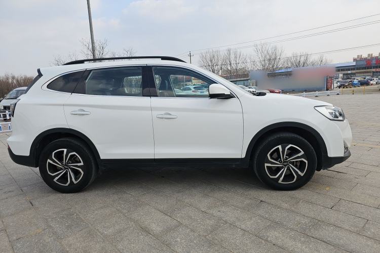 Used JAC Group Refine S7 2017 1.5T Automatic Luxury Model Exterior 2