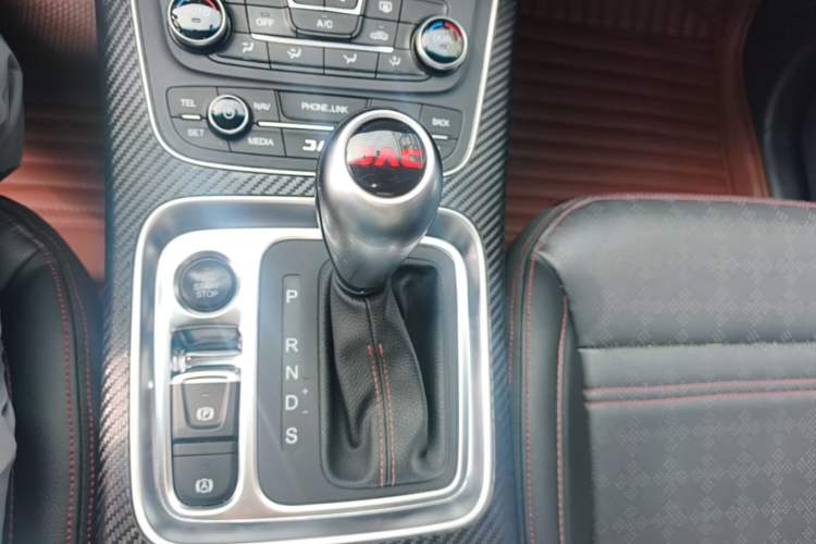 Used JAC Group Refine S7 2017 1.5T Automatic Comfort Model Gear Lever