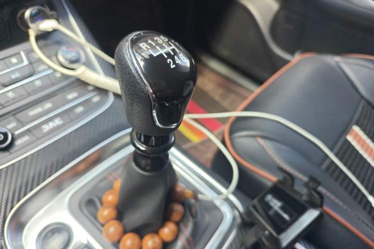 Used JAC Group Refine S7 2017 1.5T Manual Luxury Smart Model Gear Lever
