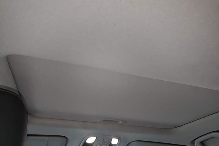 Used JAC Group Refine S7 2017 1.5T Automatic Luxury Model Headliner