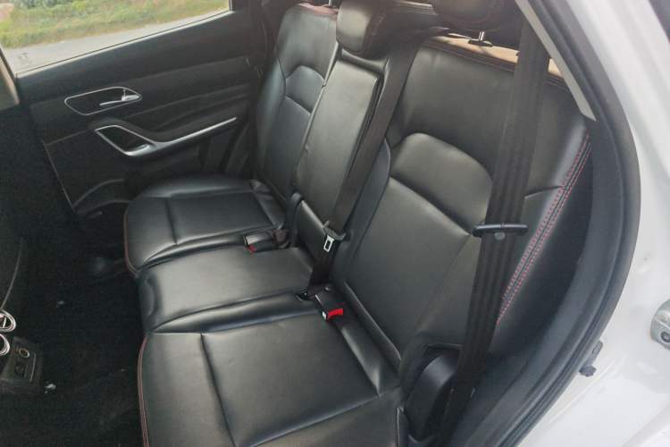 Used JAC Group Refine S7 2017 1.5T Automatic Comfort Model Interior 1