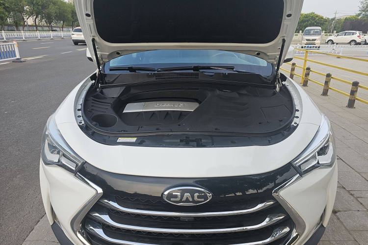 Used JAC Group Refine S7 2017 1.5T Automatic Luxury Model Interior 10