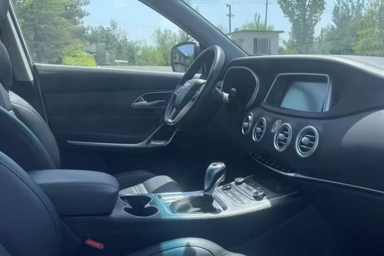 Used JAC Group Refine S7 2017 1.5T Automatic Luxury Model Interior 2