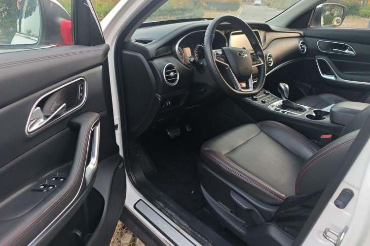 Used JAC Group Refine S7 2017 1.5T Automatic Comfort Model Interior 2