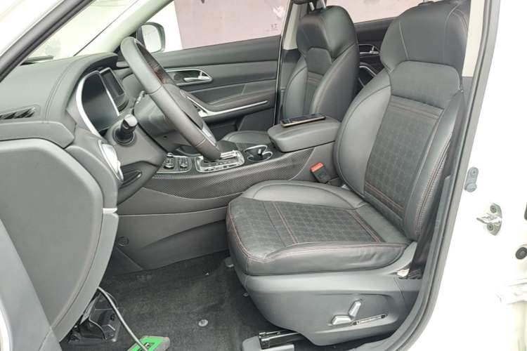 Used JAC Group Refine S7 2017 1.5T Automatic Luxury Model Left Front Seat