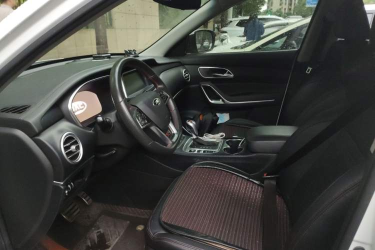 Used JAC Group Refine S7 2017 2.0T Automatic Luxury Model Left Front Seat
