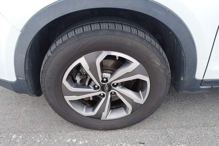 Used JAC Group Refine S7 2017 1.5T Automatic Luxury Model Left Front Wheel Hub