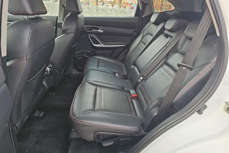 Used JAC Group Refine S7 2017 1.5T Automatic Luxury Model Left Rear Seat