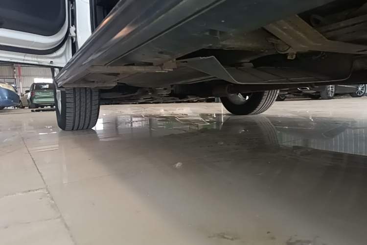Used JAC Group Refine S7 2017 1.5T Manual Comfort Model Left Side Sill