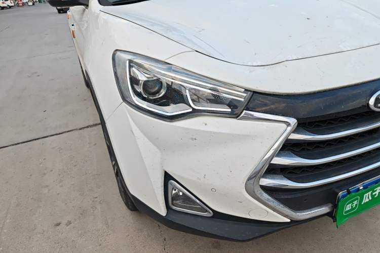 Used JAC Group Refine S7 2017 1.5T Automatic Luxury Model Right Front Headlight