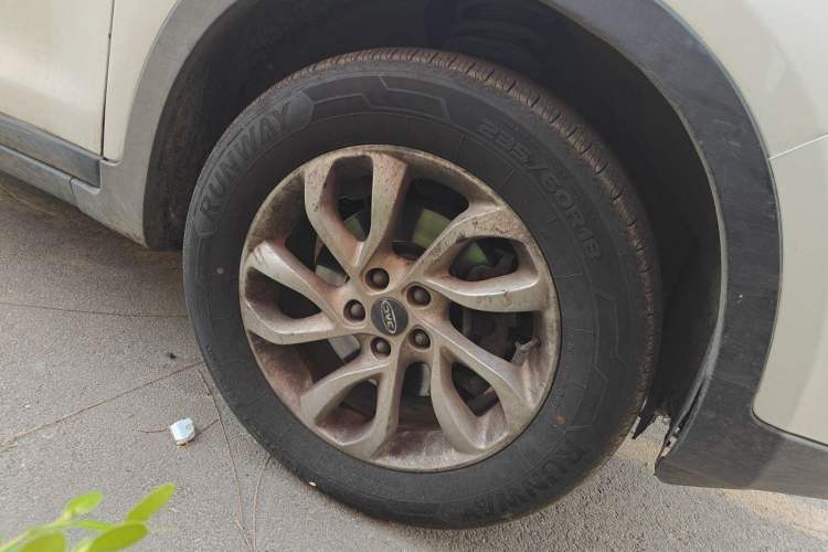 Used JAC Group Refine S7 2017 1.5T Automatic Comfort Model Right Front Wheel Hub
