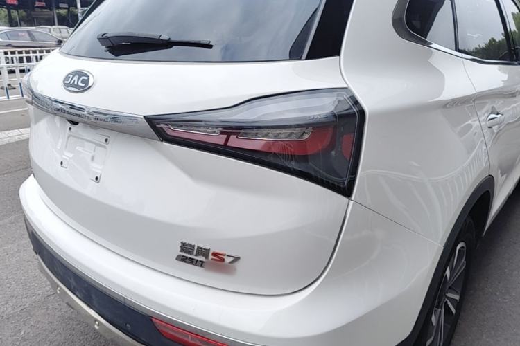 Used JAC Group Refine S7 2017 1.5T Automatic Luxury Model Right Rear Taillight