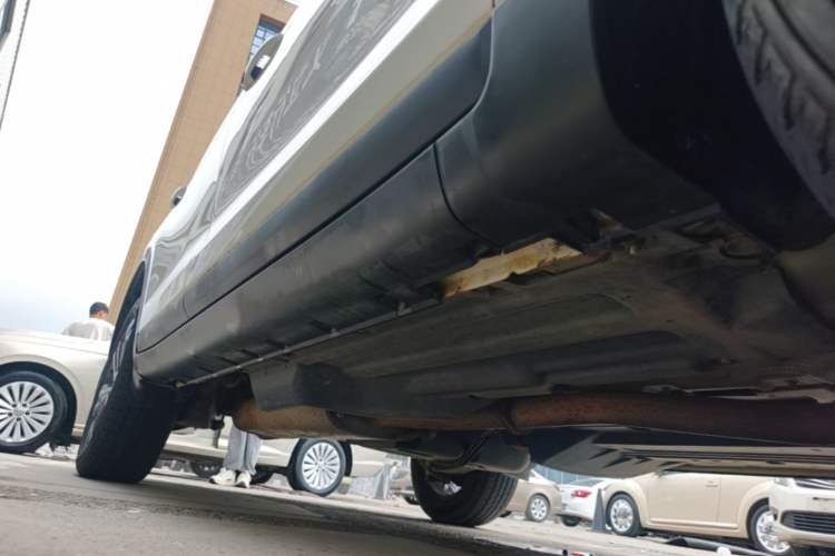 Used JAC Group Refine S7 2017 1.5T Automatic Comfort Model Right Side Sill