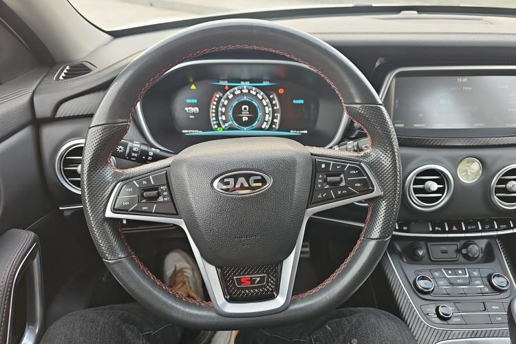 Used JAC Group Refine S7 2017 1.5T Automatic Luxury Model Steering Wheel