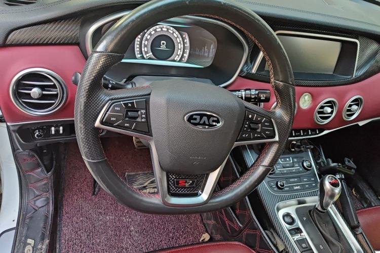 Used JAC Group Refine S7 2017 1.5T Automatic Luxury Model Steering Wheel