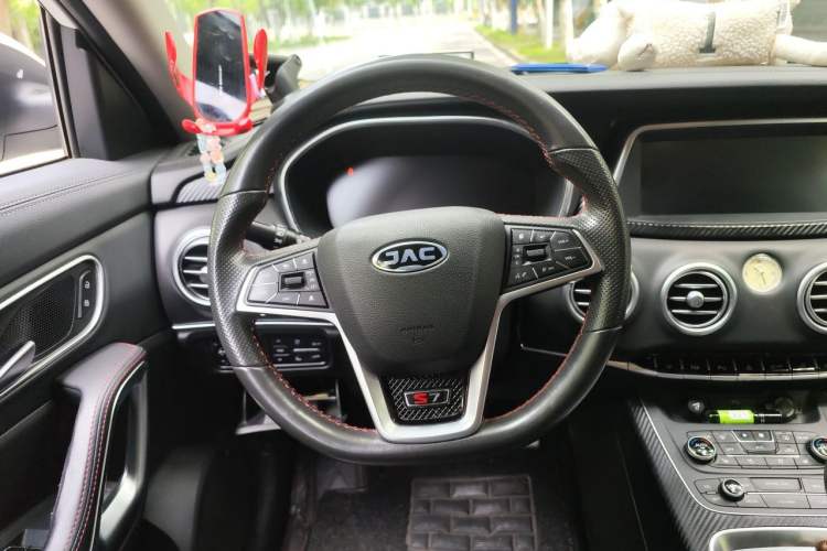 Used JAC Group Refine S7 2017 2.0T Automatic Flagship Edition Steering Wheel