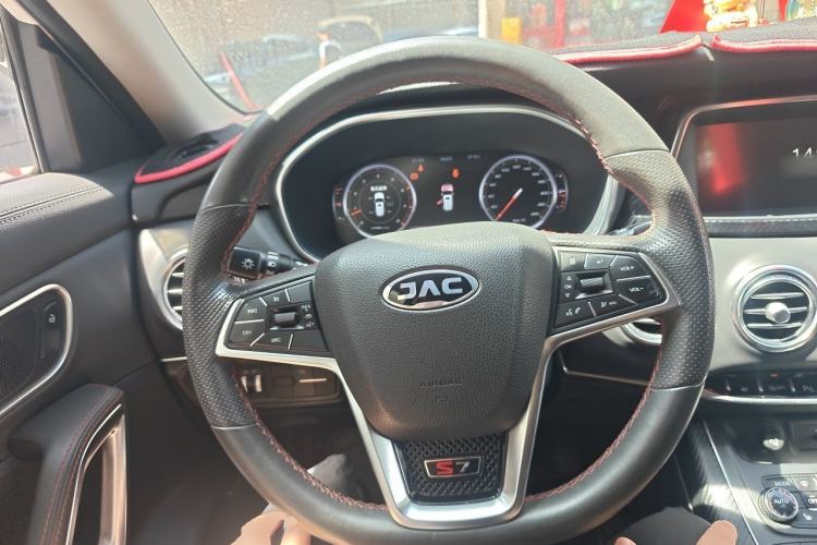 Used JAC Group Refine S7 2017 1.5T Manual Luxury Smart Model Steering Wheel
