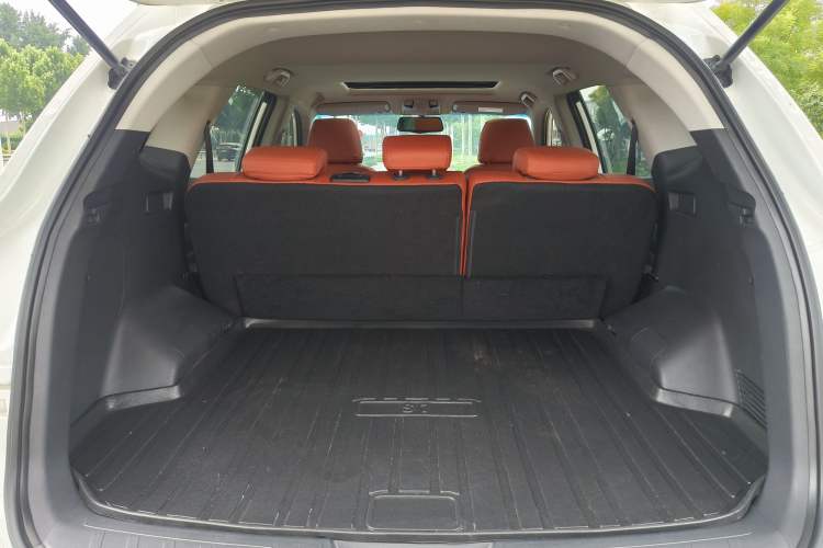 Used JAC Group Refine S7 2017 1.5T Manual Comfort Model Trunk