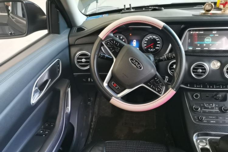 Used JAC Group Refine S7 2018 Sport Edition 1.5T Manual Urban Model 5 Seats Steering Wheel