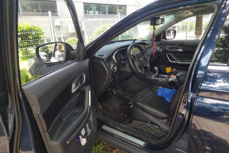 Used JAC Group Refine S7 2018 Super Edition 251T Automatic Supreme 5-Seater Driver Seat